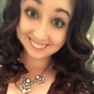 Meet your Posher, Amber